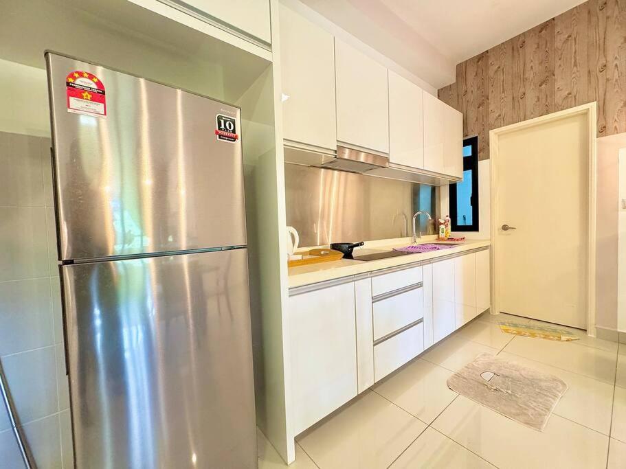 Medini Meridin By Luxecocoo Ck Legoland Apartment